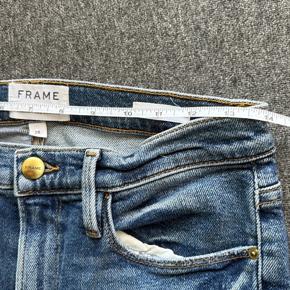Frame Denim Le Nouveau Straight in Sackett - Picture 14 of 15